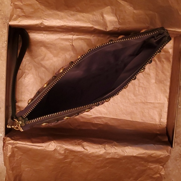 Gucci Babouska Wristlet 🎊HP🎊 - Picture 5 of 8